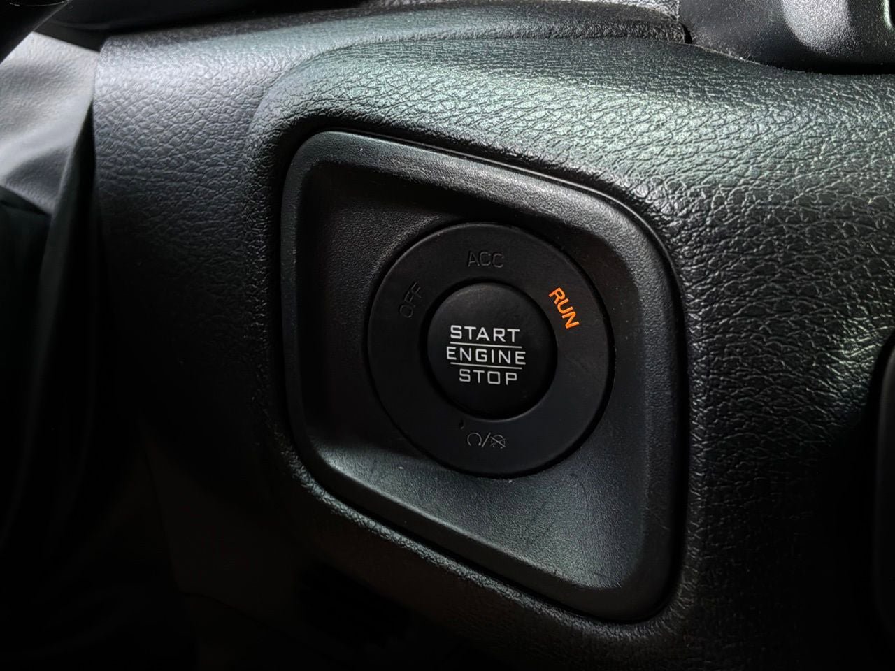 Used 2025 Jeep Wrangler Unlimited Sport AWD/4WD image 22