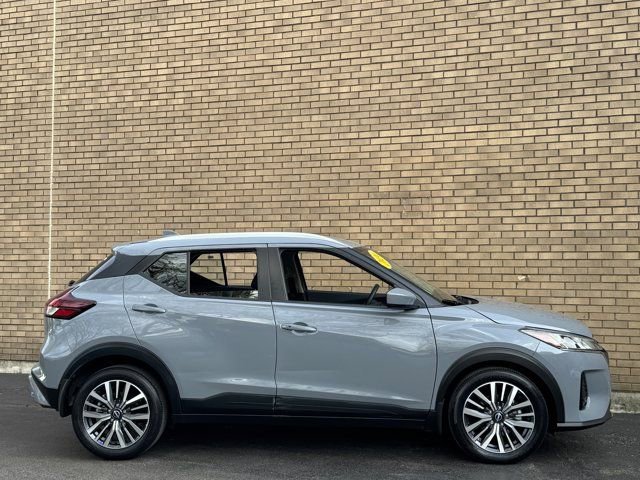 Used 2024 Nissan Kicks SV FWD image 6