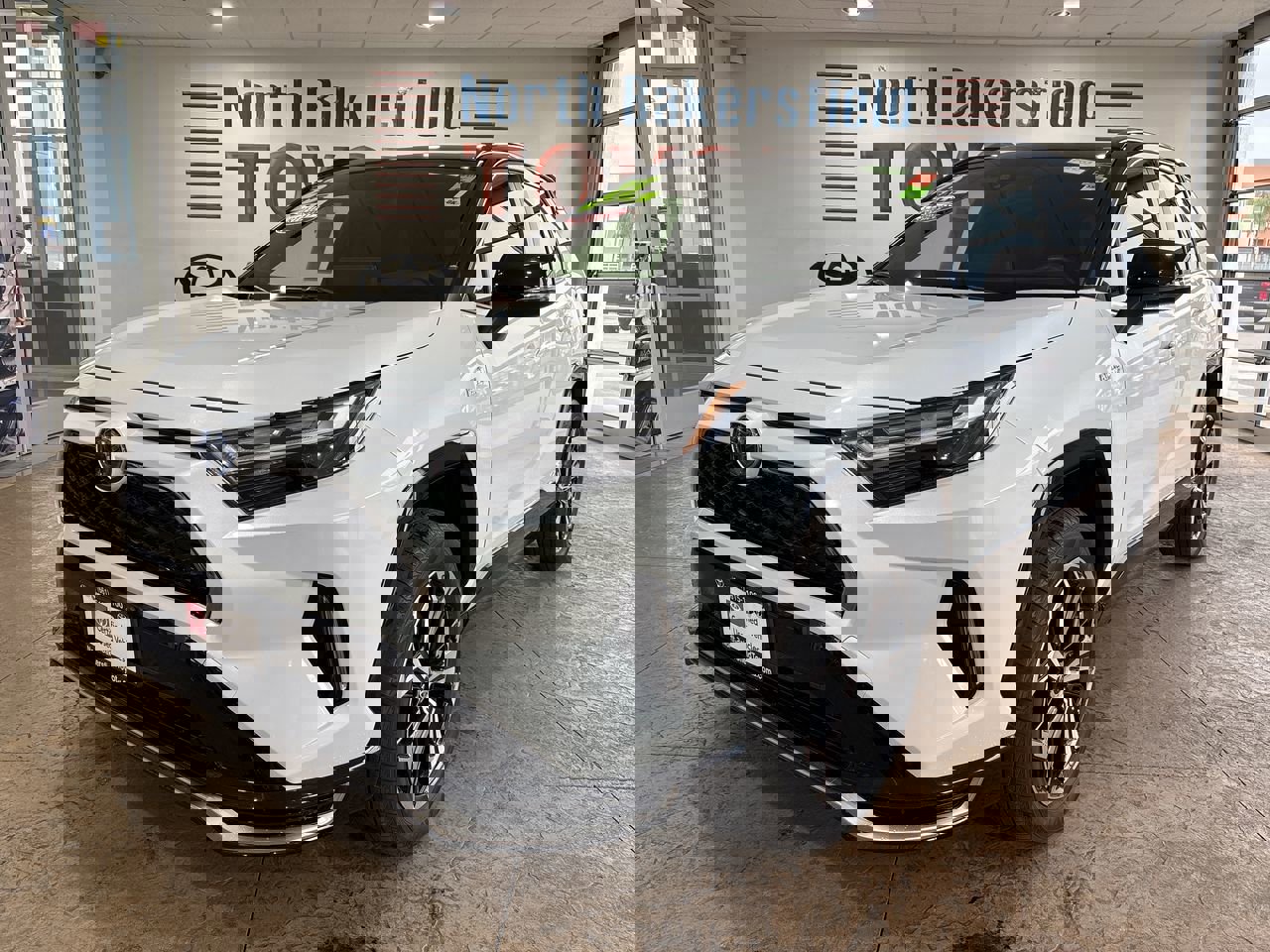 Used 2023 Toyota RAV4 XSE w/ Weather Package image 6