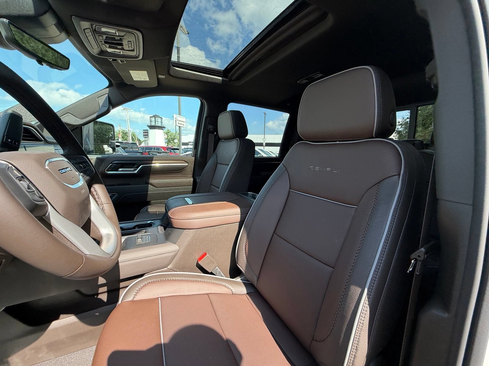 New 2026 GMC Sierra 3500 Denali w/ Denali Reserve Package AWD/4WD image 10