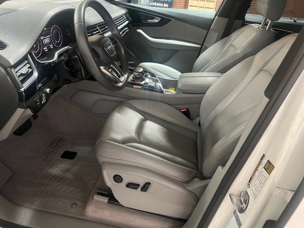 Used 2018 Audi Q7 3.0T Prestige image 16