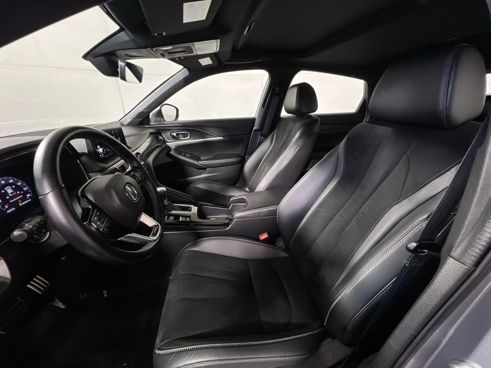 Used 2023 Acura Integra A-Spec image 13