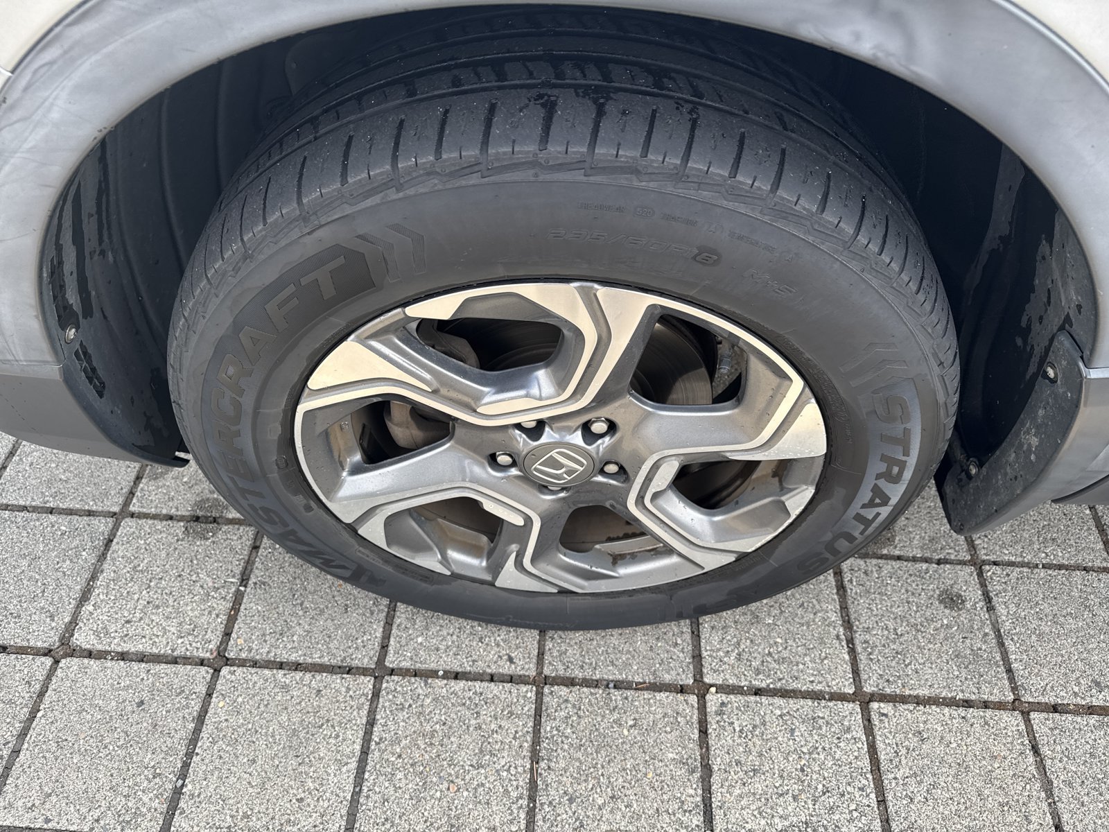 Used 2018 Honda CR-V EX image 9