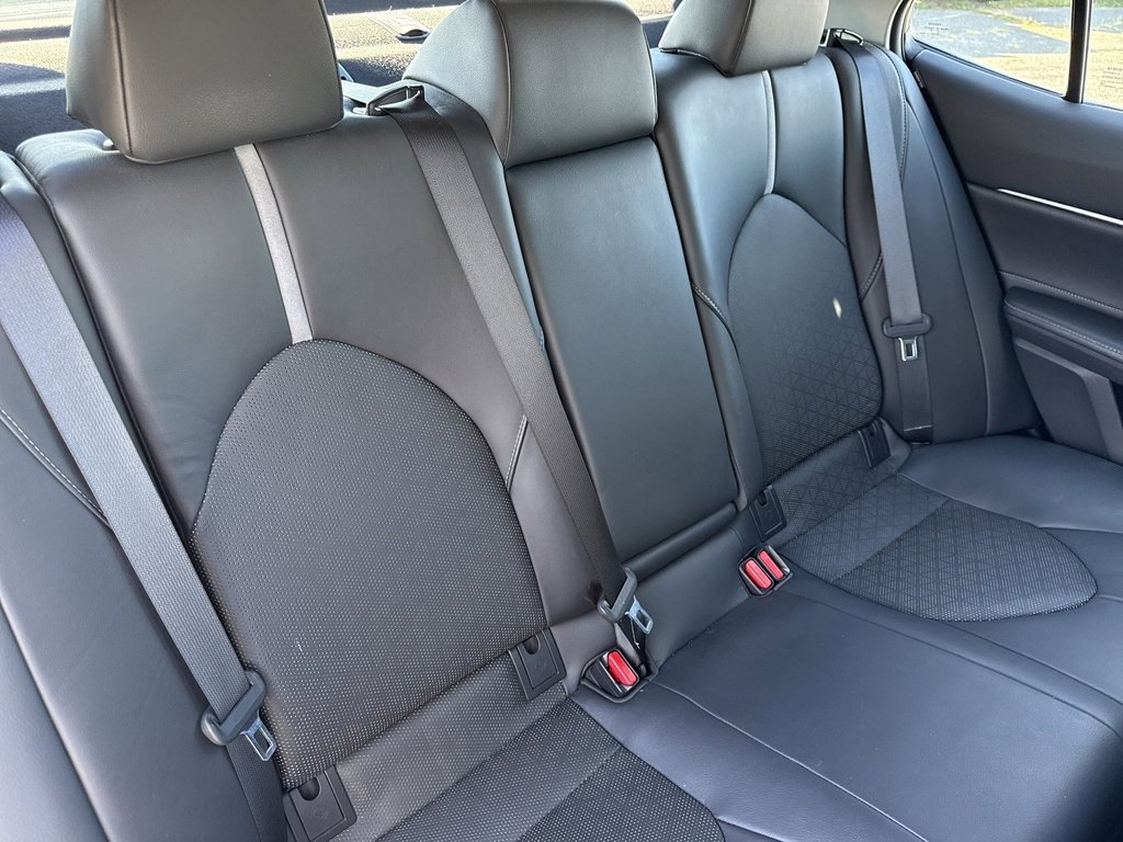 Certified 2018 Toyota Camry XSE image 24