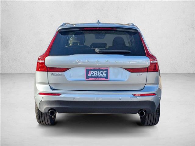 Used 2018 Volvo XC60 T8 Momentum w/ Vision Package image 7