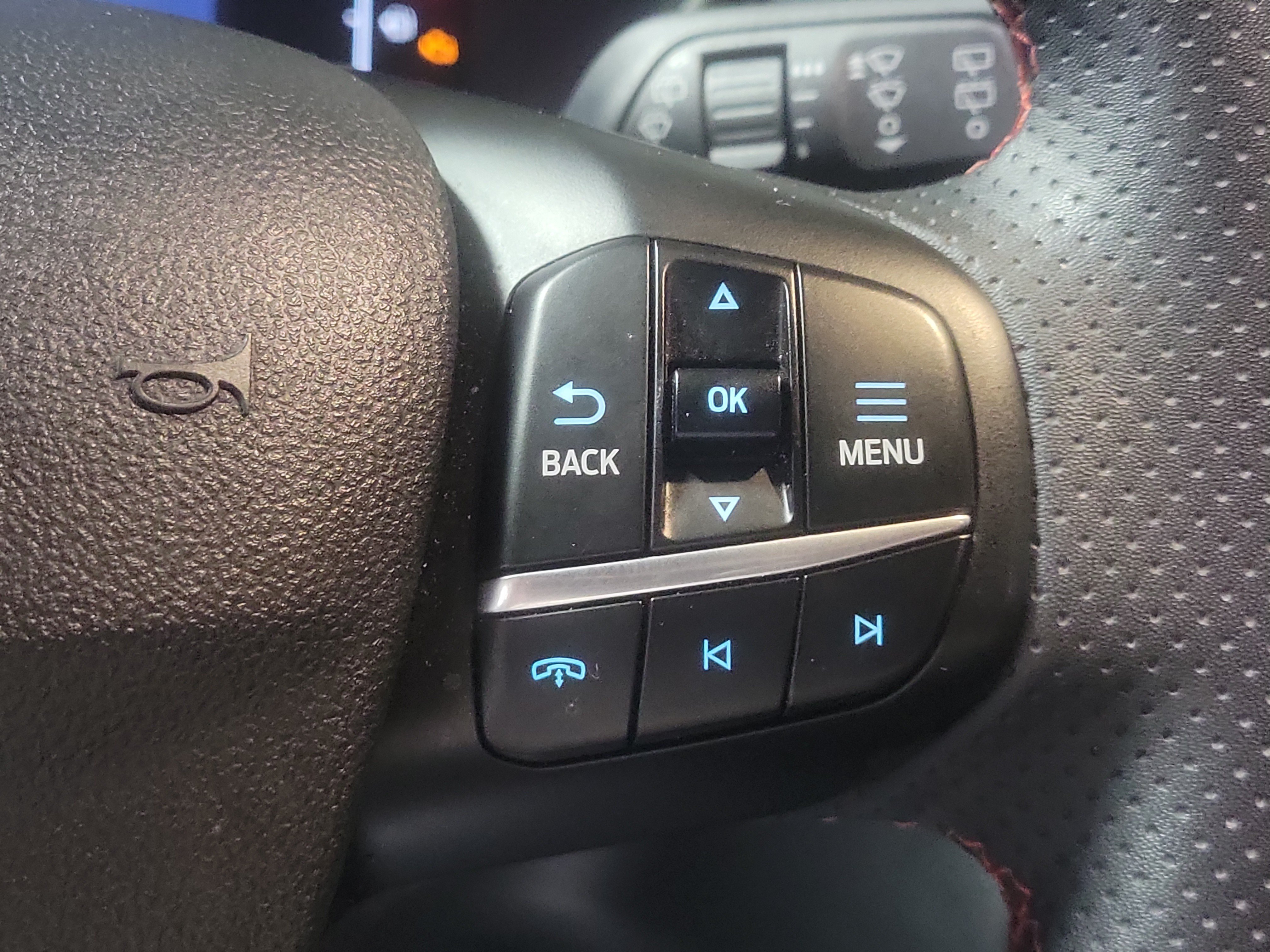 Used 2023 Ford Escape ST-Line FWD image 24