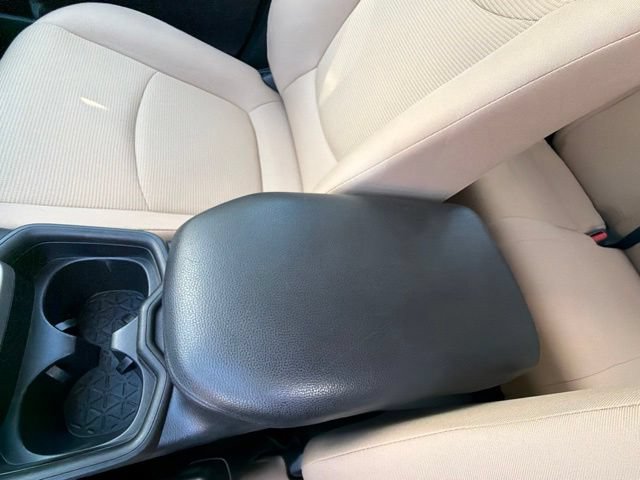 Used 2019 Toyota RAV4 LE FWD image 42