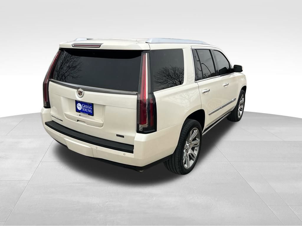 Used 2015 Cadillac Escalade Premium image 6