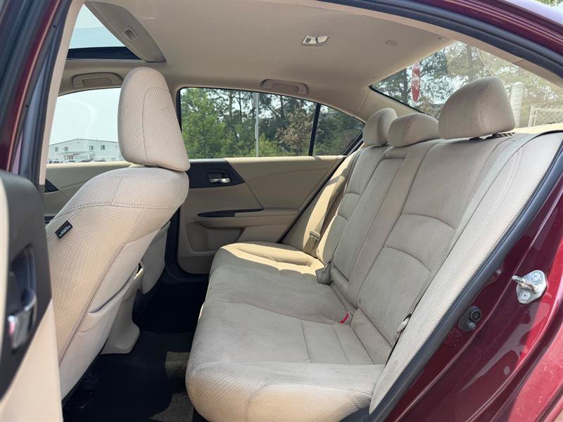 Used 2017 Honda Accord EX image 17