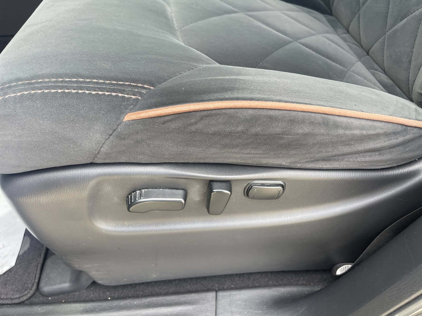 Used 2019 Nissan Armada SV w/ Driver Package RWD image 28