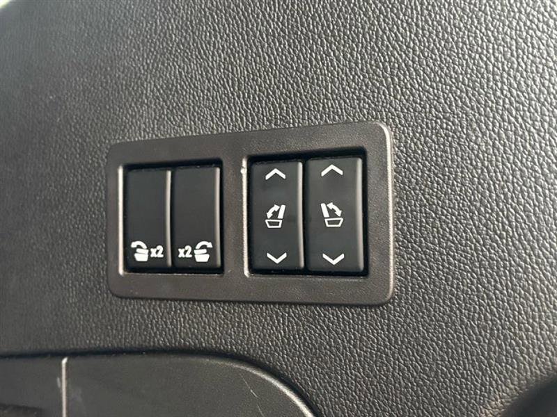 Used 2019 Chevrolet Tahoe Premier image 33