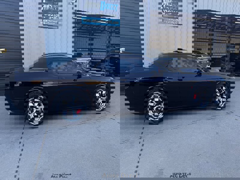 Used 2012 Dodge Challenger SRT8 image 15