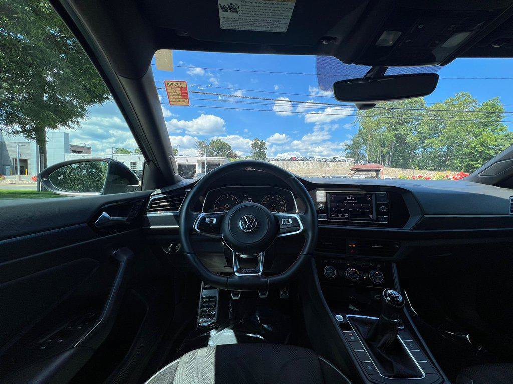 Used 2019 Volkswagen Jetta GLI FWD image 19