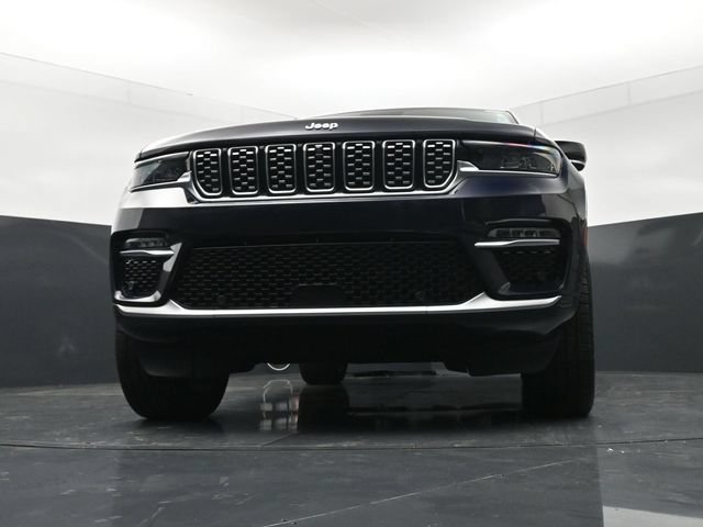 Used 2024 Jeep Grand Cherokee Summit AWD/4WD image 19