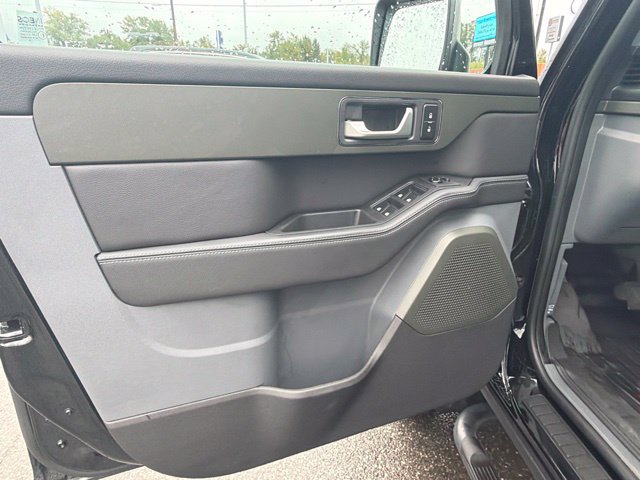 Used 2025 INEOS Grenadier Station Wagon AWD/4WD image 17