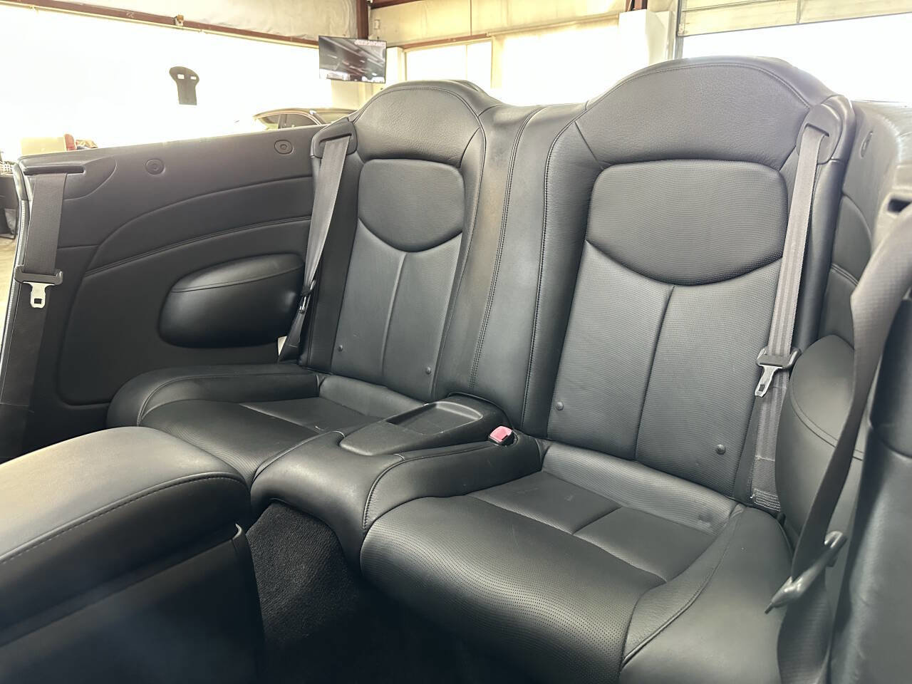 Used 2009 INFINITI G37 Base 2dr Convertible w/ Premium Pkg RWD image 14