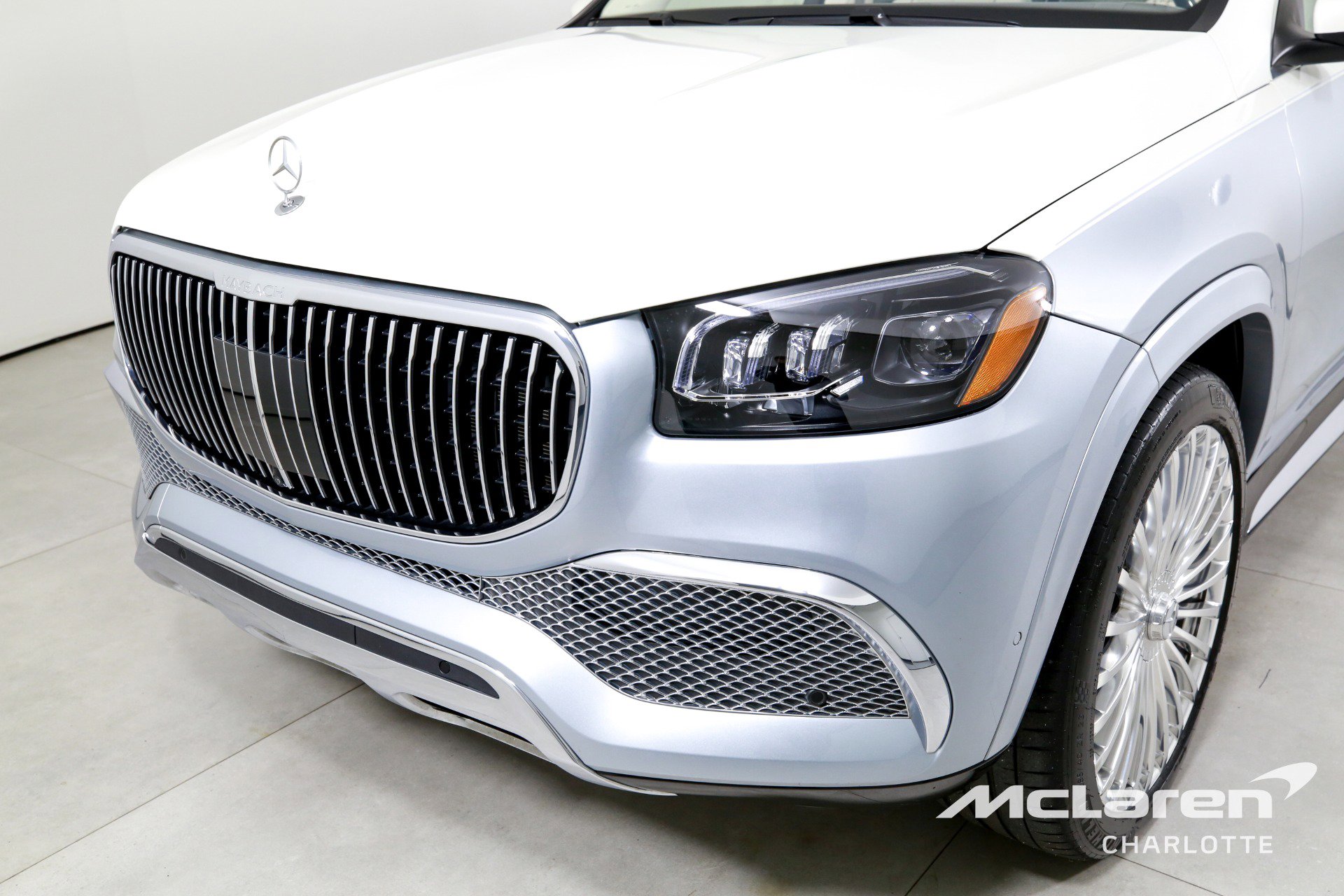 Used 2023 Mercedes-Benz Maybach GLS 600 4MATIC image 38