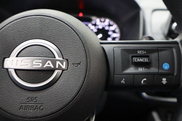 Used 2024 Nissan Rogue SV image 25