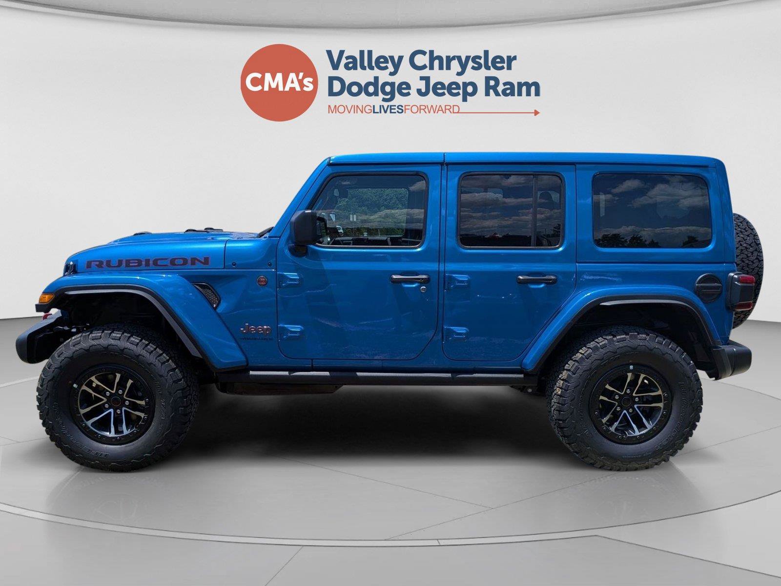 New 2026 Jeep Wrangler Unlimited Rubicon w/ Xtreme 35 Tire Package AWD/4WD image 2