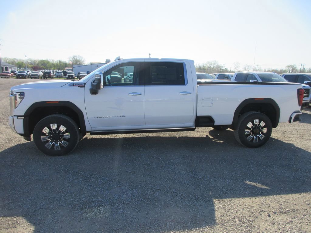 New 2026 GMC Sierra 3500 Denali w/ Denali Reserve Package AWD/4WD image 10