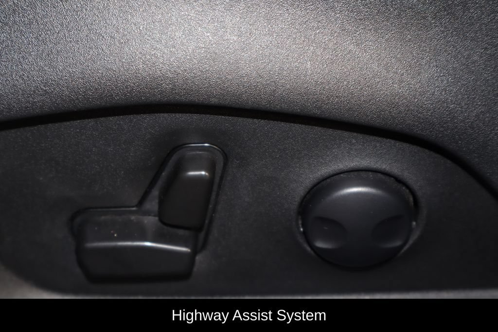 Used 2022 Jeep Compass Limited w/ Elite Group AWD/4WD image 23