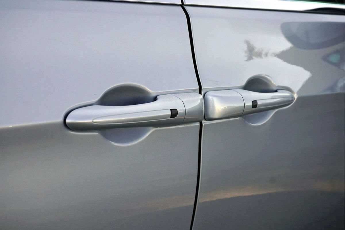 Used 2023 Chrysler Pacifica Touring-L FWD image 14