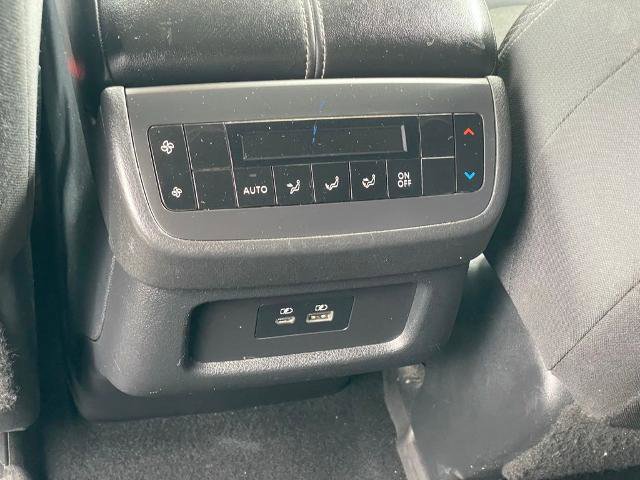 Certified 2022 Nissan Pathfinder SV image 9