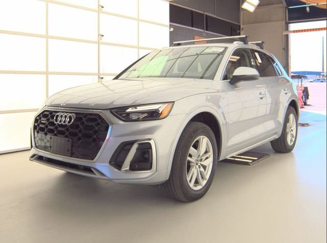 Used 2023 Audi Q5 2.0T Premium w/ Convenience Package AWD/4WD image 1