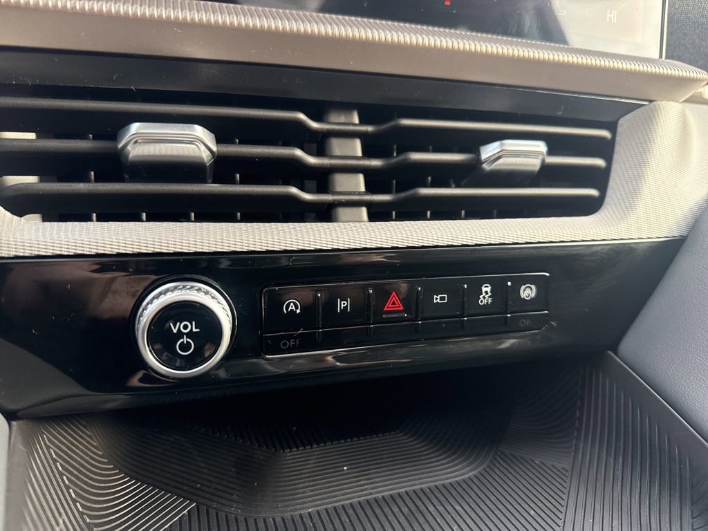 New 2026 Ford Explorer Active w/ Active Comfort Package image 32