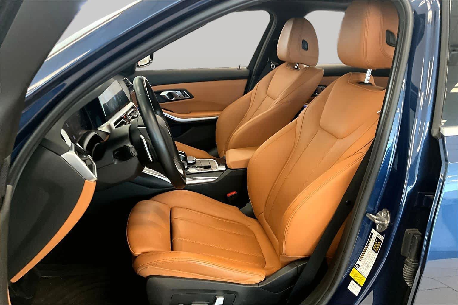 Used 2022 BMW 330i Sedan w/ Premium Package 2 RWD image 7