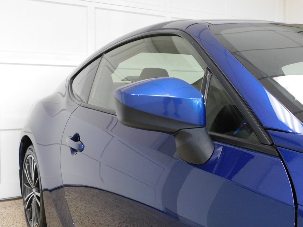 Used 2015 Scion FR-S RWD image 10