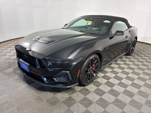 Certified 2025 Ford Mustang GT Premium RWD image 3