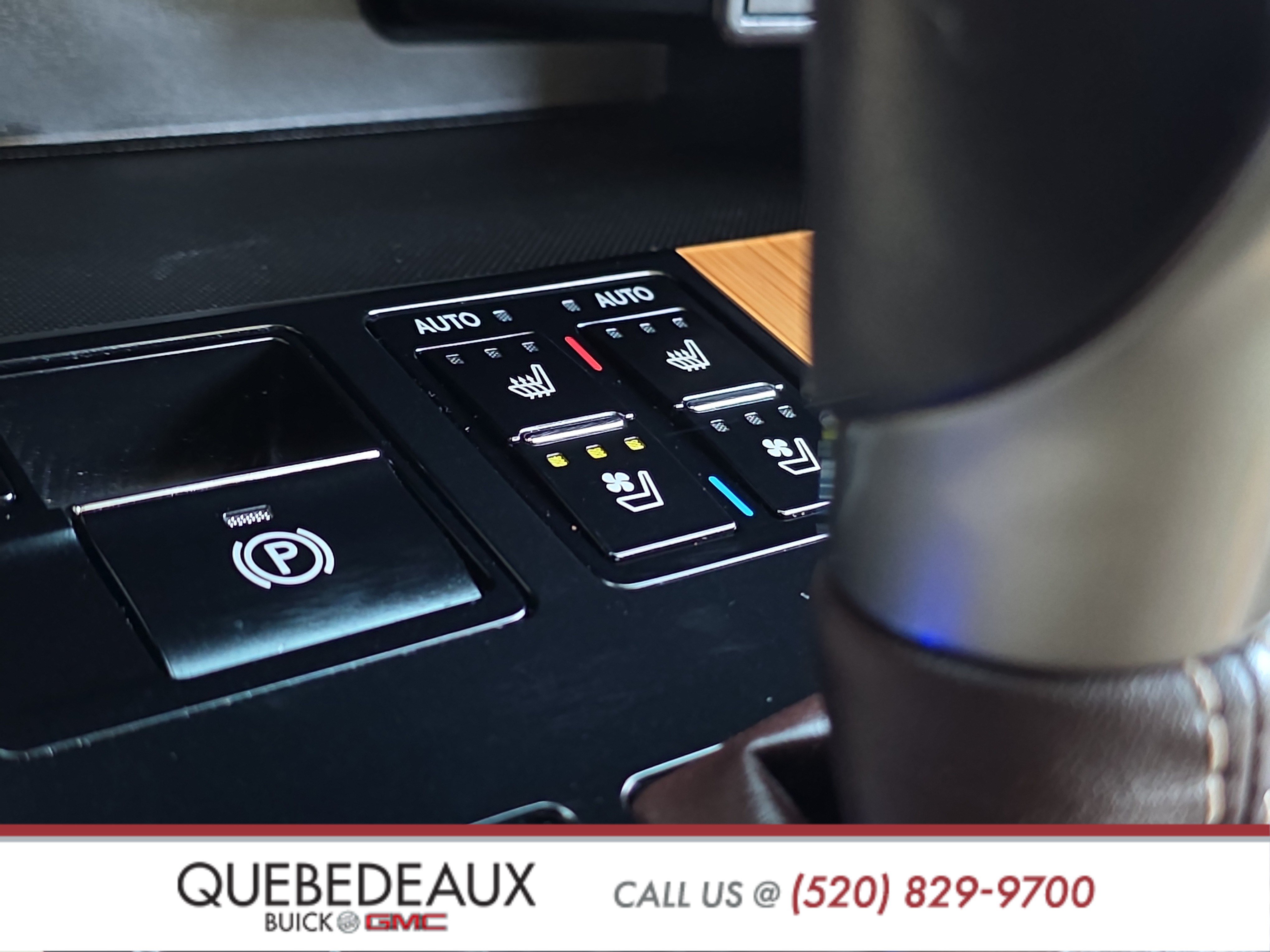 Used 2020 Lexus RX 350L Premium w/ Premium Package AWD/4WD image 22
