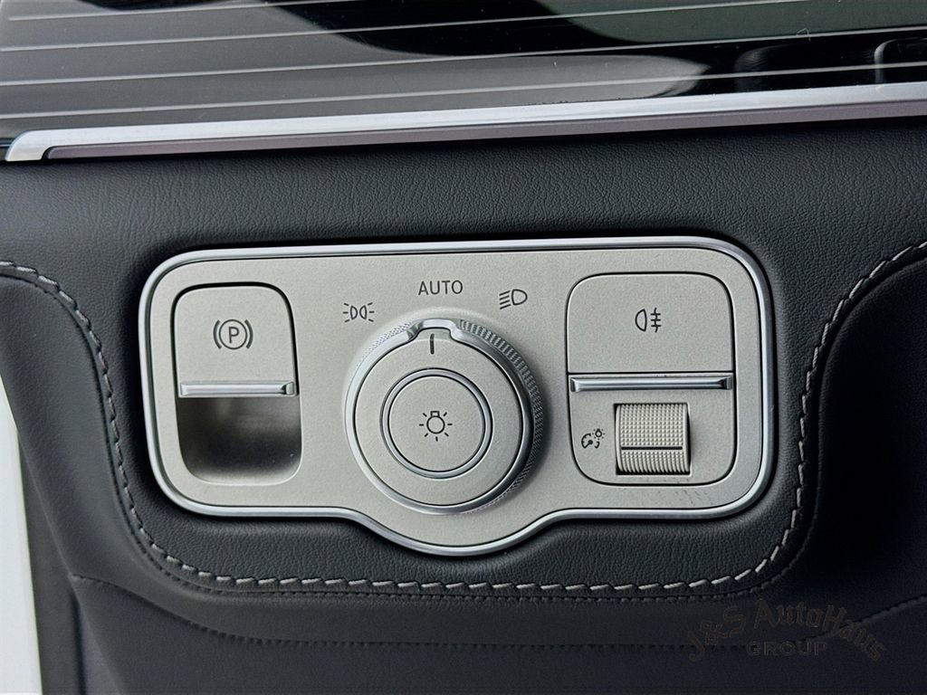 Used 2024 Mercedes-Benz GLS 63 AMG 4MATIC image 10