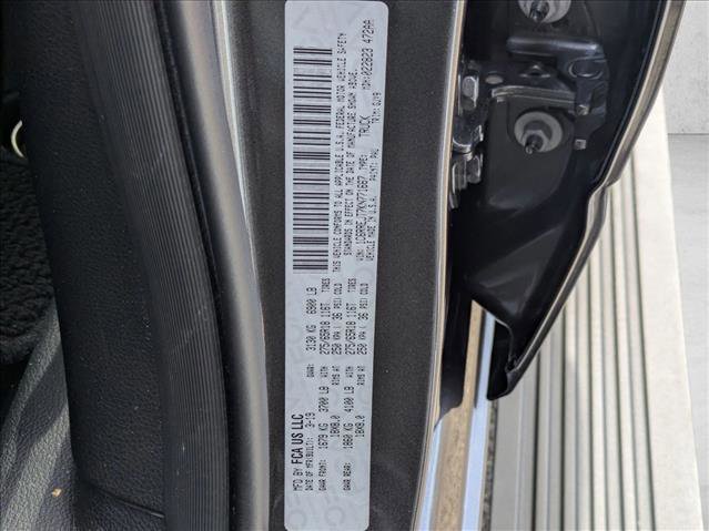 Used 2019 RAM 1500 Laramie image 25