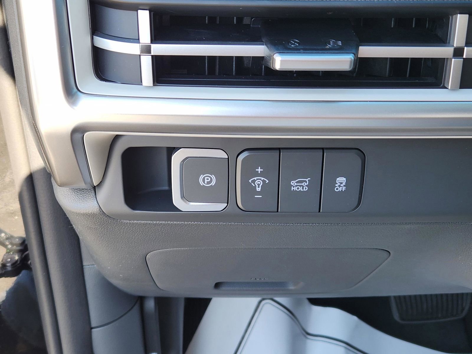 New 2026 Hyundai Santa Fe SE image 25