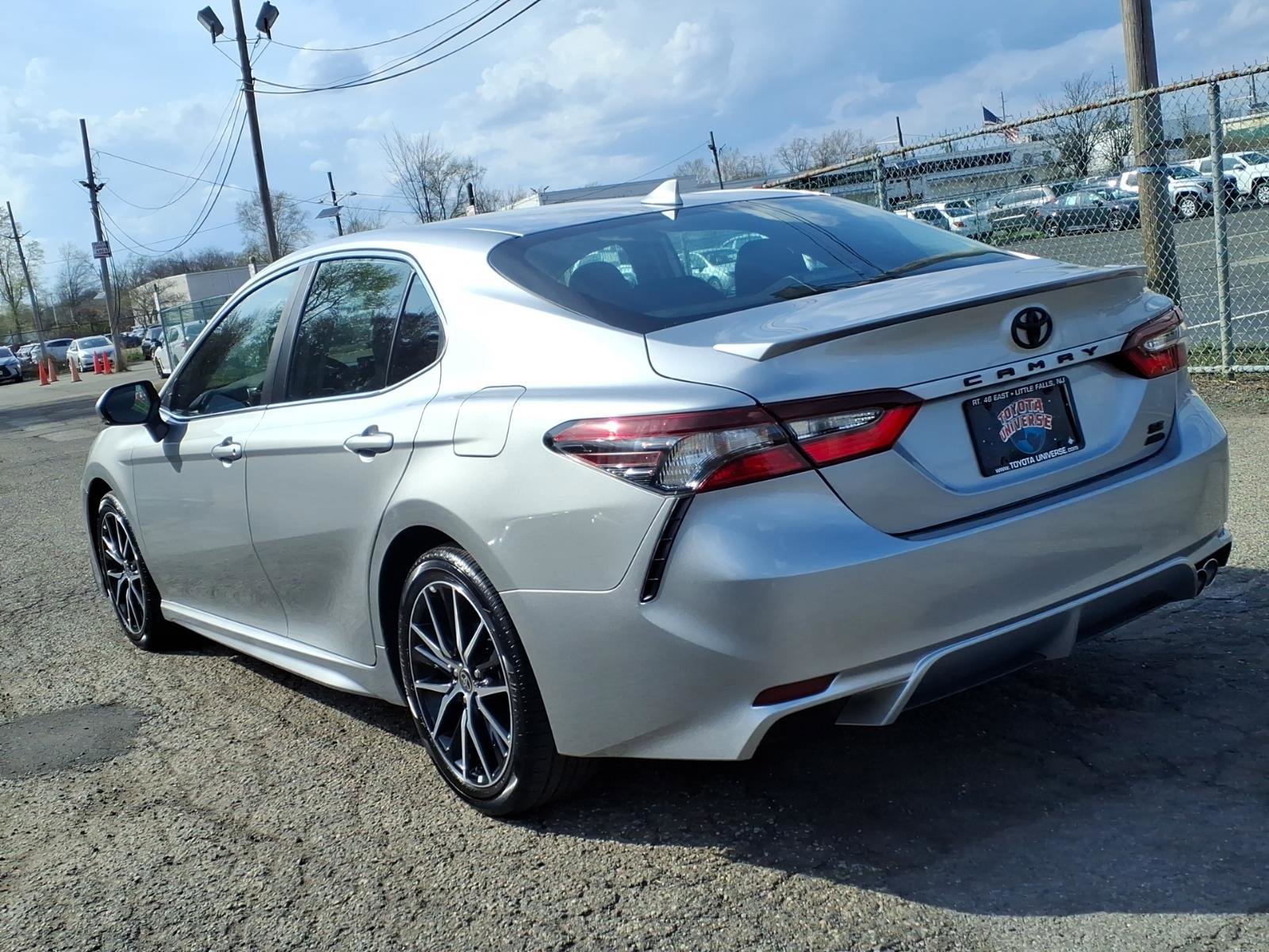 Certified 2024 Toyota Camry SE w/ Cold Weather Package AWD/4WD image 4