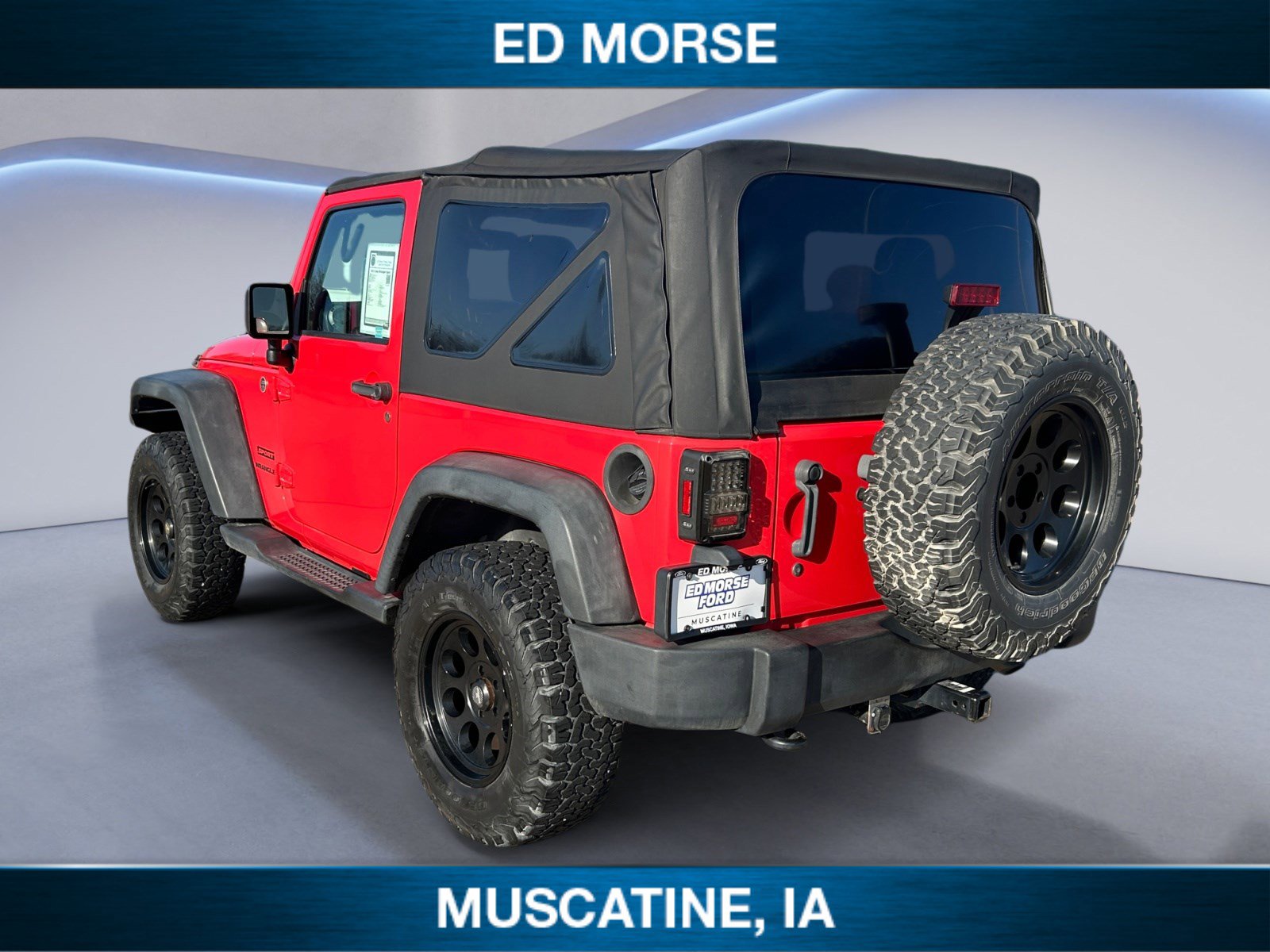 Used 2013 Jeep Wrangler Sport AWD/4WD image 3