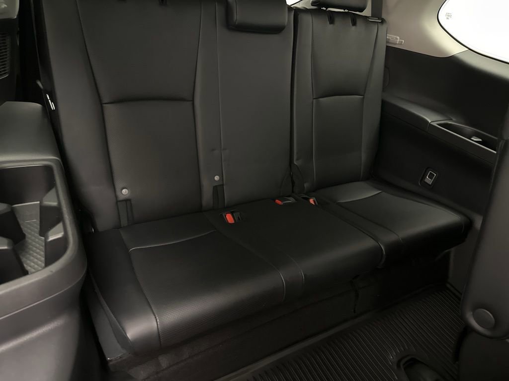 Used 2024 Toyota Grand Highlander XLE image 11