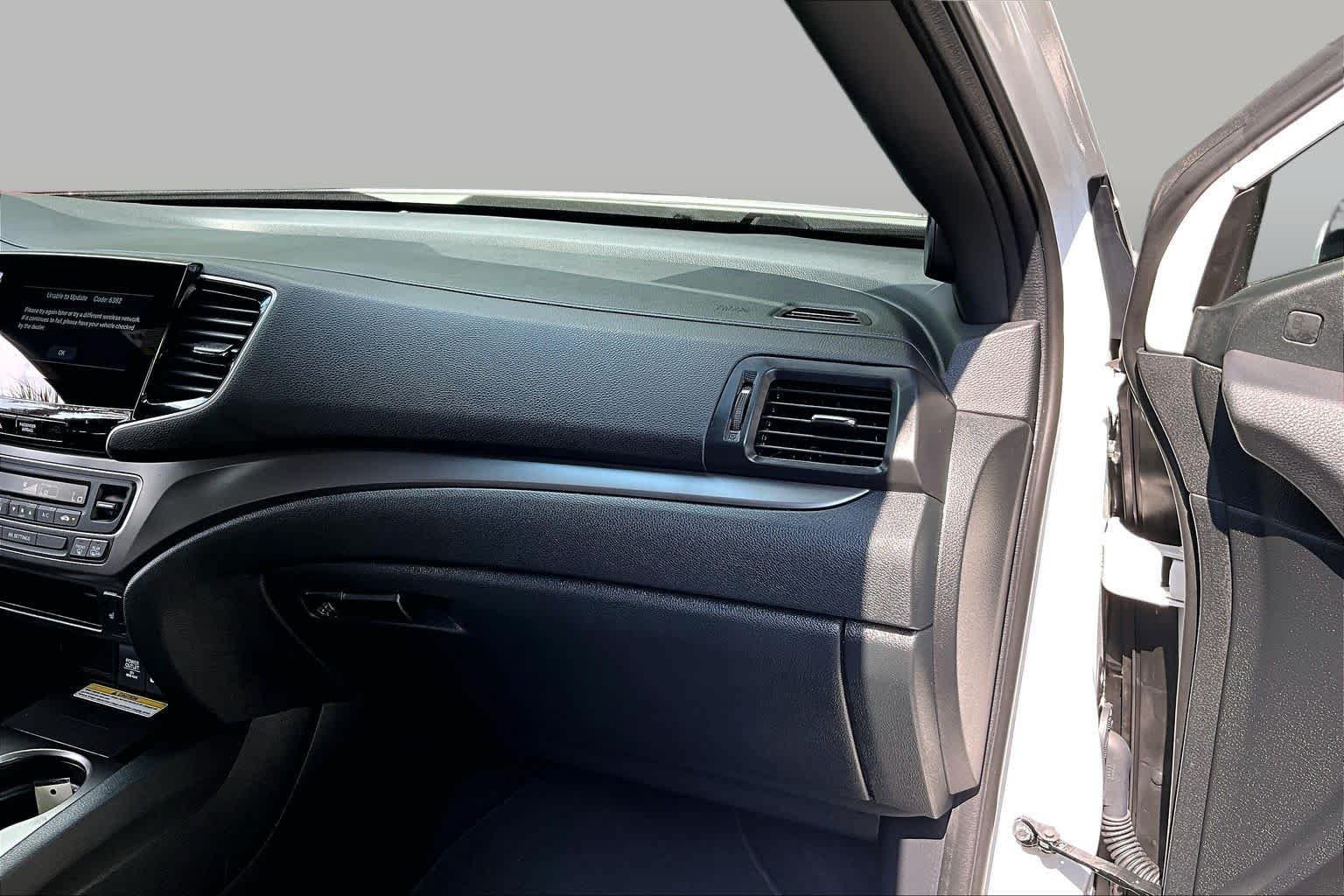 Used 2023 Honda Passport EX-L image 19