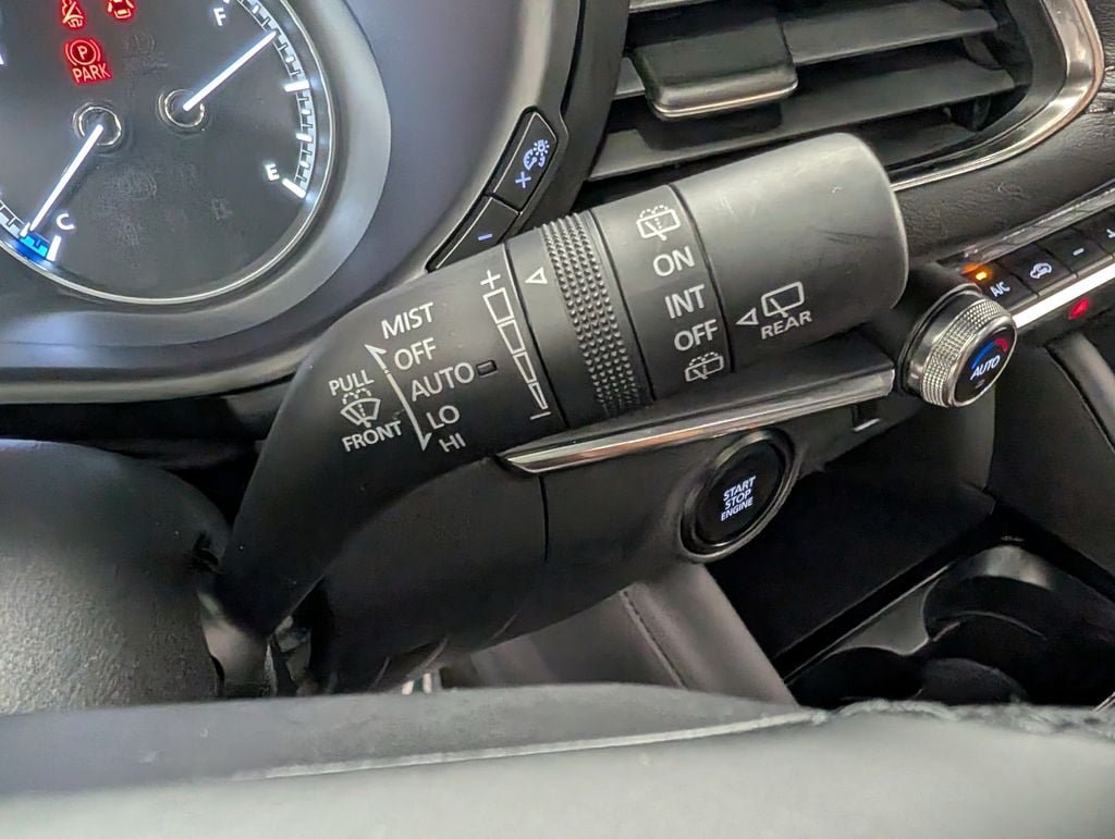 Used 2024 MAZDA MAZDA3 s FWD image 19