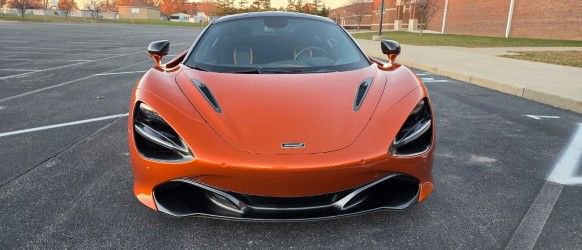 Used 2018 McLaren 720S image 11