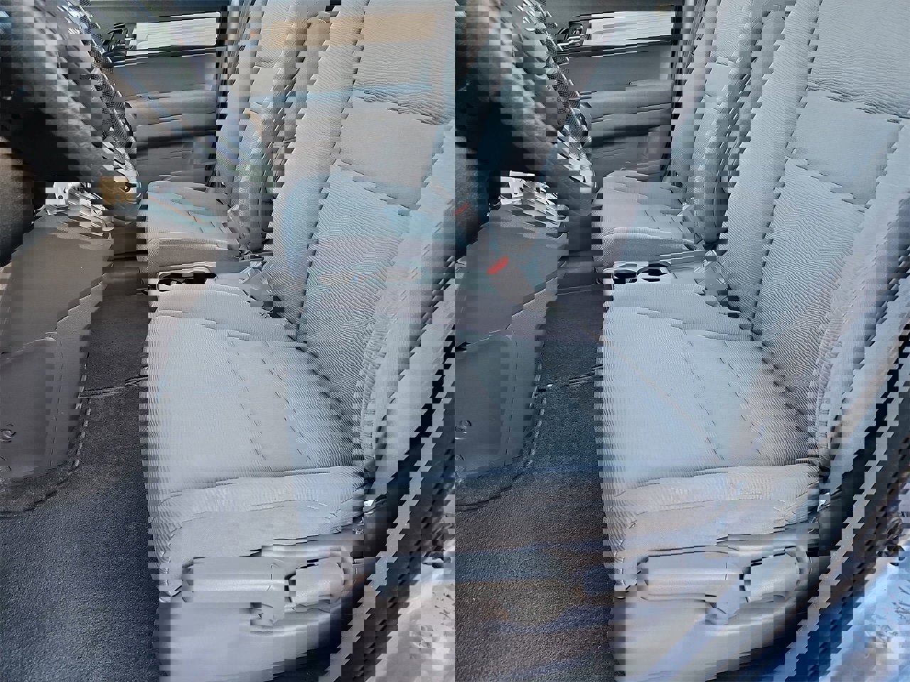 Used 2010 Honda CR-V LX image 15