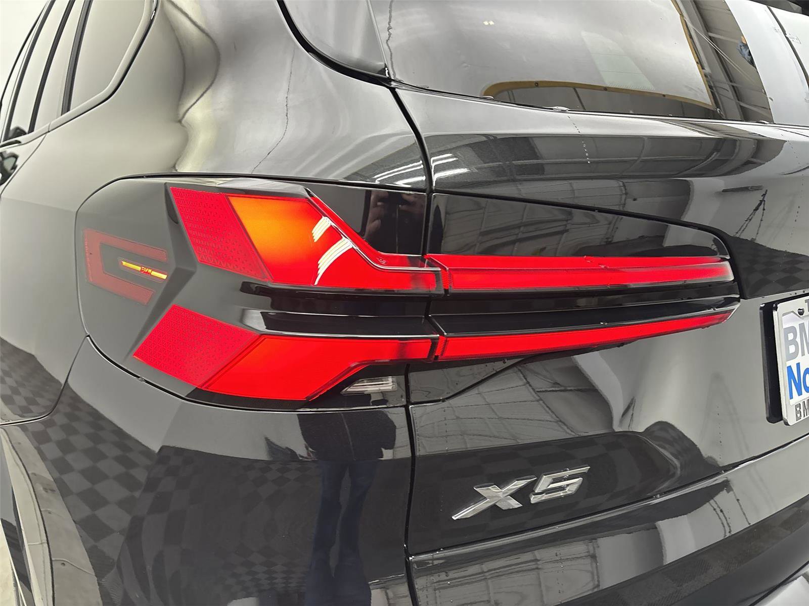 New 2026 BMW X5 xDrive50e w/ M Sport Package image 19