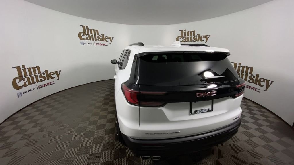 Used 2025 GMC Acadia AT4 w/ Luxury Package image 7