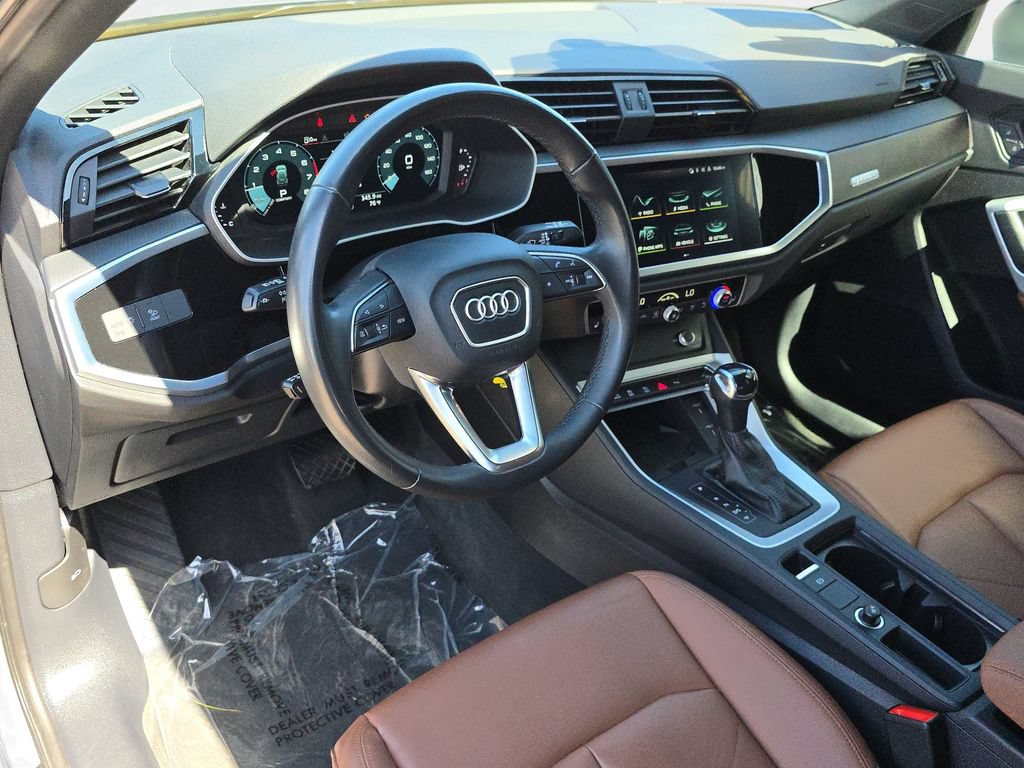 Used 2022 Audi Q3 2.0T Premium Plus AWD/4WD image 19