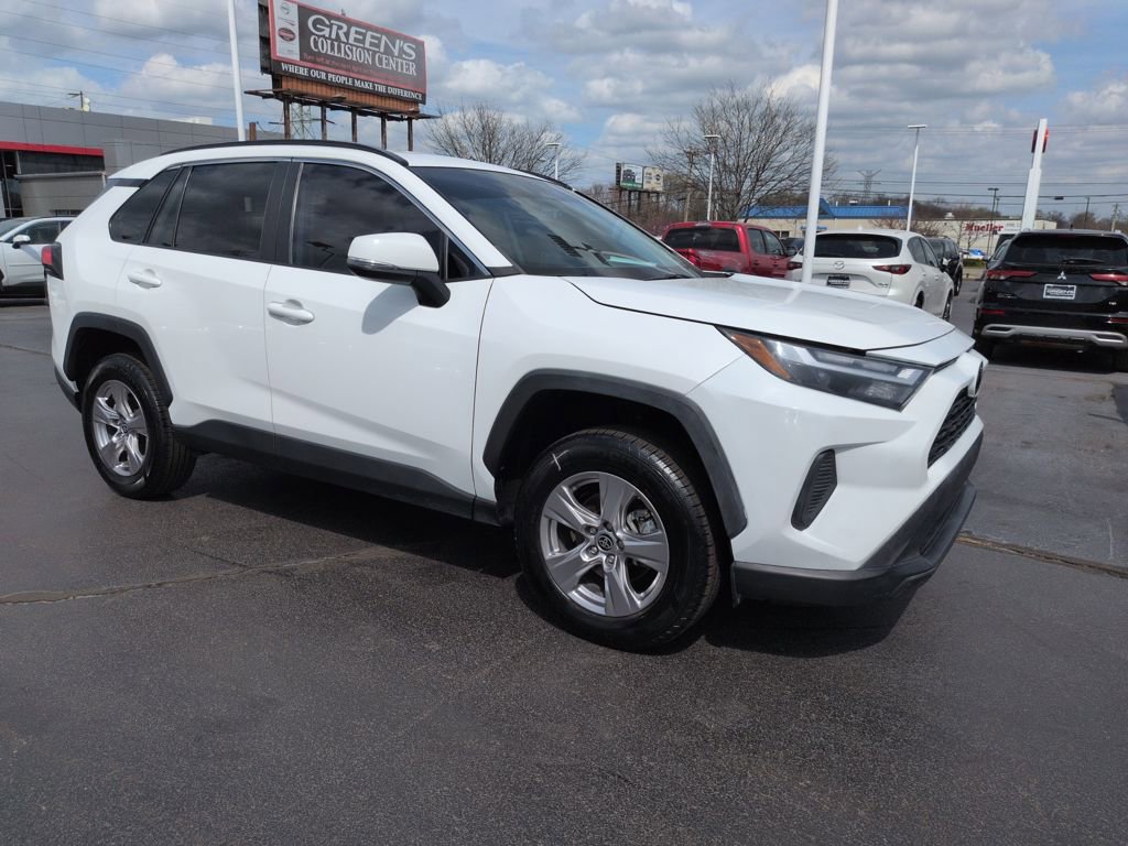 Used 2023 Toyota RAV4 XLE image 7