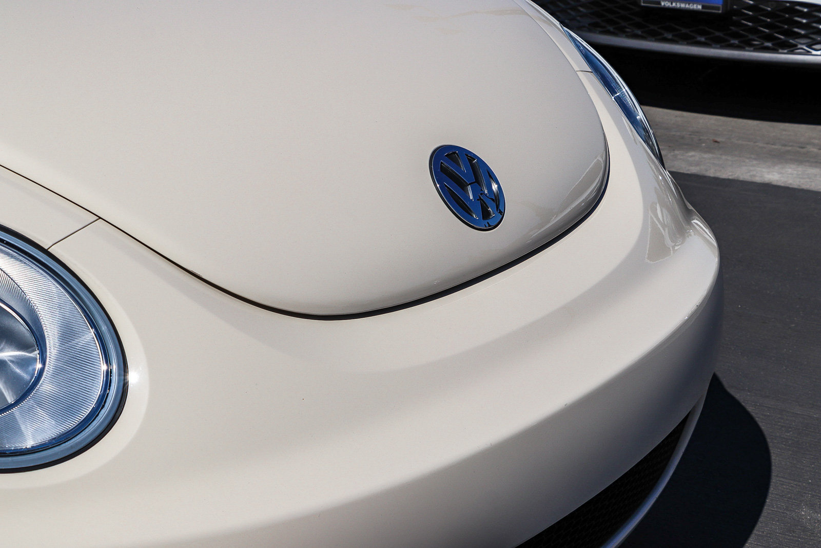 Used 2008 Volkswagen Beetle S FWD image 15