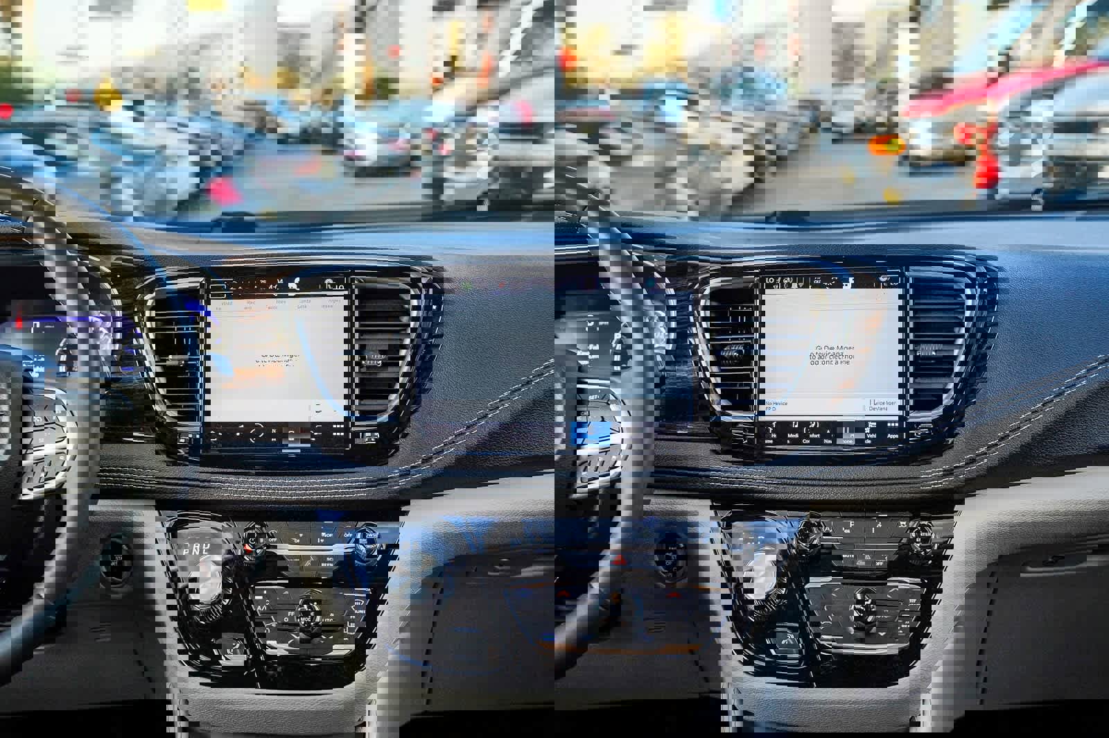 Used 2023 Chrysler Pacifica Limited image 13