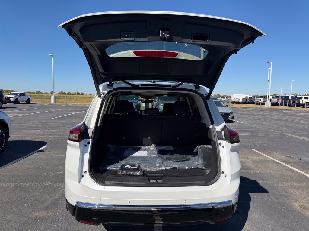 New 2026 Nissan Rogue Platinum w/ Platinum Premium Package AWD/4WD image 33